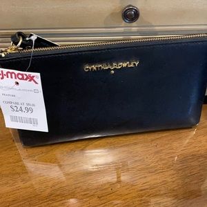 NWT Cynthia Rocket black leather wristlet